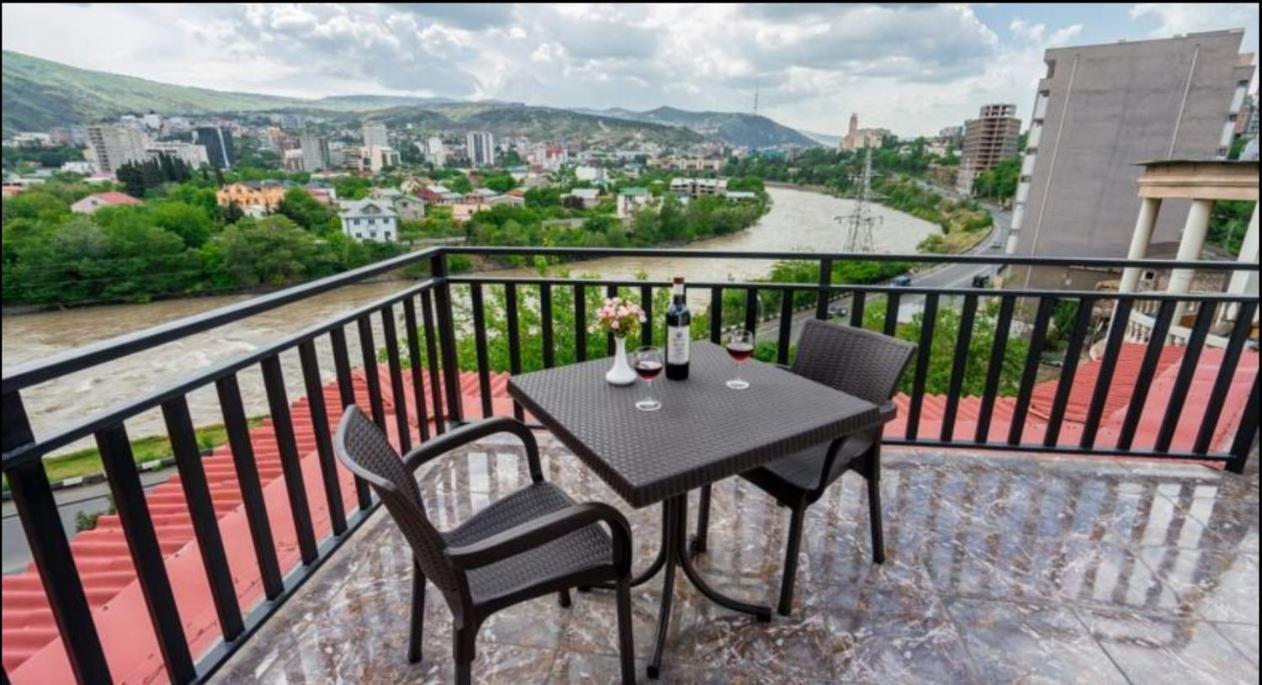 Bed and Breakfast 7 Star Tbilisi Exterior foto